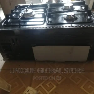 Rinnai Fairly Used Gas Cooker 3 Burner With Oven Glass Top in Ikeja - Kitchen Appliances,