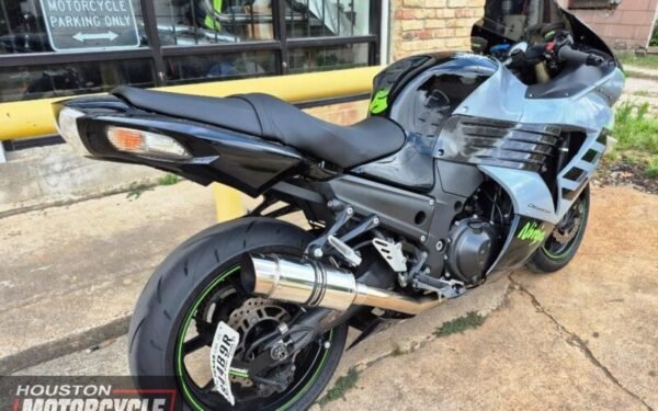 SPORT BIKE FOR SALE - Image 8