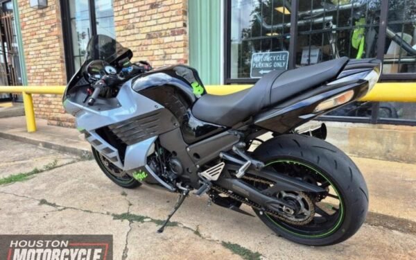 SPORT BIKE FOR SALE - Image 7