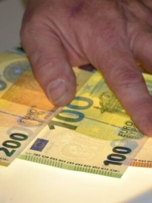 🇦🇹counterfeit €587,34  bank notes undetected money