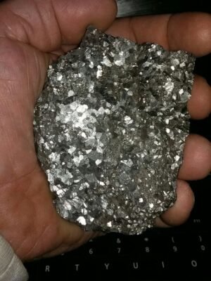 Platinum for sale $1,350–1,415 USD per troy ounce