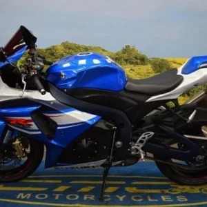 brand new sport bike 2013 Suzuki GSXR 1000