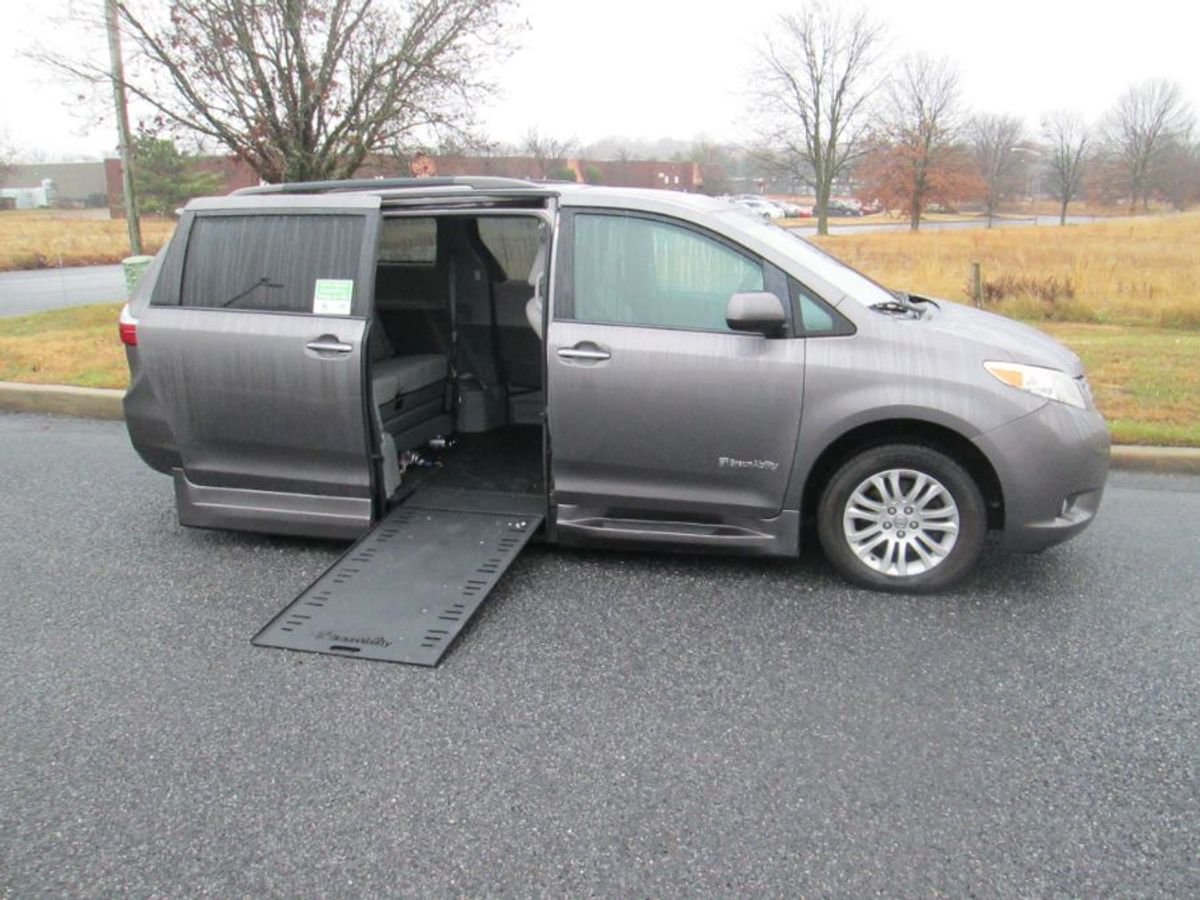 fairly used Toyota Handicapped Vans For Sale - Mobility Works