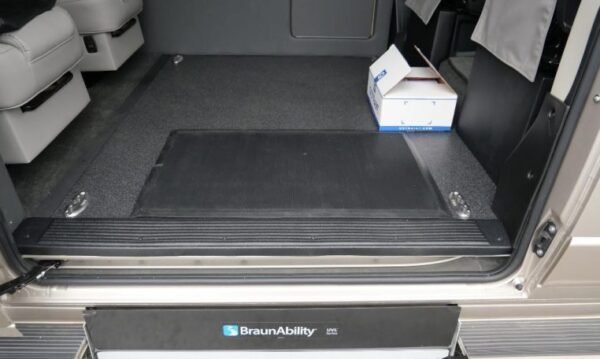 FAIRLY USED UVL Ram ProMaster Mobility Van - Image 6