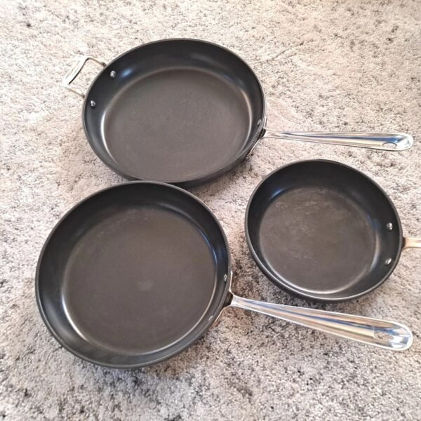 Nonstick Set of 3  Black fry pan - Image 5